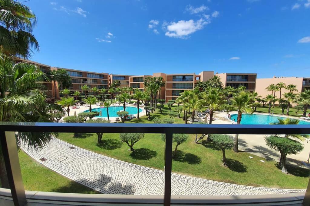 Ambassador Salgados Beach Suites Albufeira Exterior photo